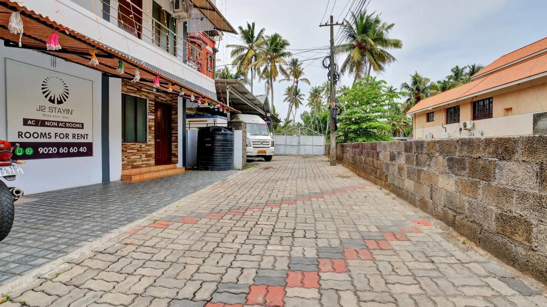 Spot On 81230 J Square Hotel Thiruvananthapuram